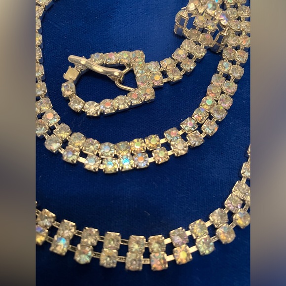 Genuine Aurora Borealis vintage absolutely stunning buckle belt and necklace - Picture 3 of 8